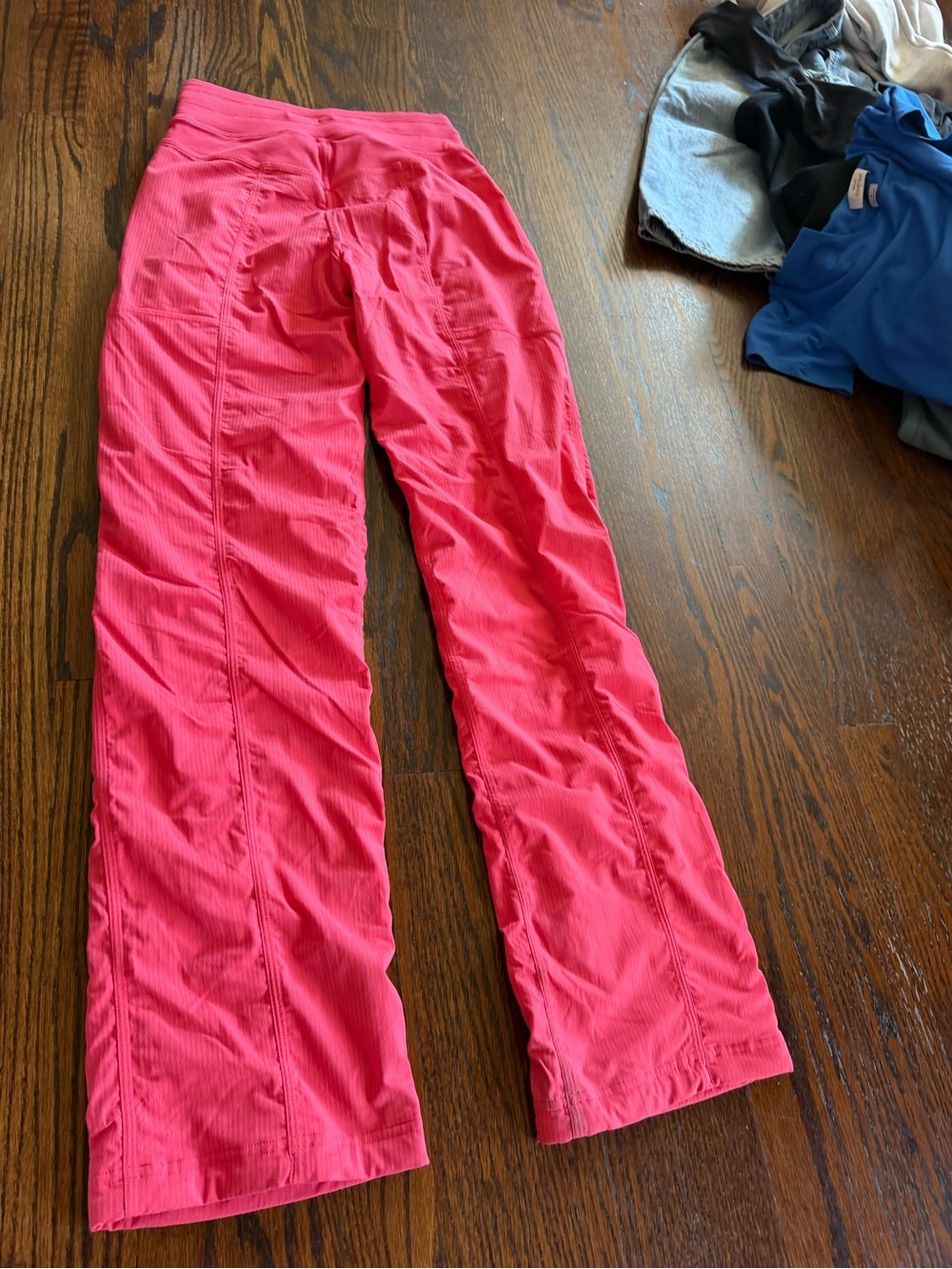 lululemon athletica Bright Pink Women's Track Pants - Picture 2 of 2